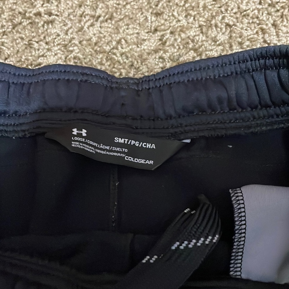 Black UA pants